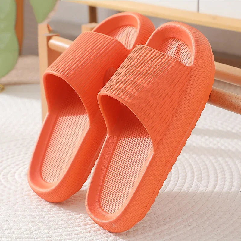 Bebealy Summer Home Thick-Soled Slippers For Women Breathable Non-slip Bathroom Women's Slippers Perfect For Indoor Relaxation