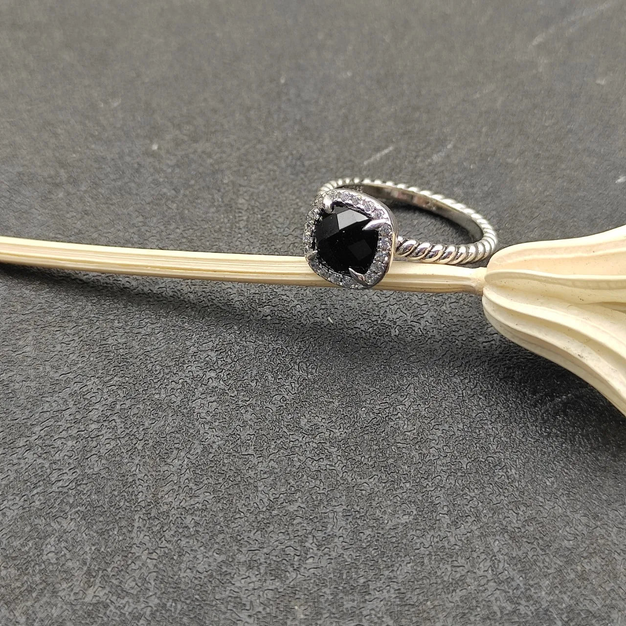 2026 New High Quality Rings Collection Refined Exquisite Perfect for Any Occasion Suitable for Both Men and Women 2