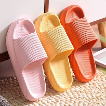 Bebealy Summer Home Thick-Soled Slippers For Women Breathable Non-slip Bathroom Women's Slippers Perfect For Indoor Relaxation