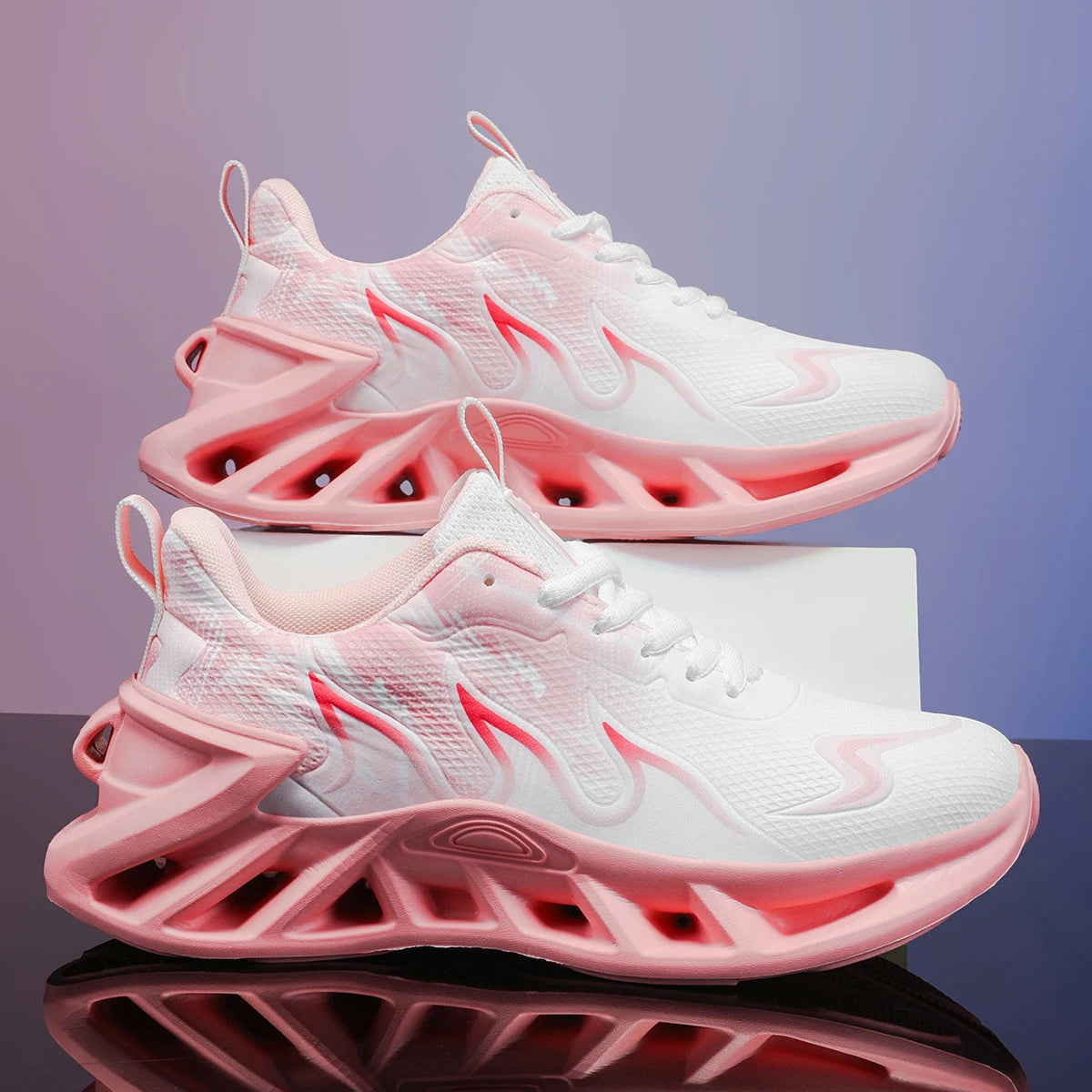 Four-season women's road running shoes, shock-absorbing sports control casual sports shoes, outdoor anti-slip cross-country shoe