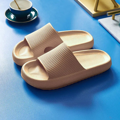 Bebealy Summer Home Thick-Soled Slippers For Women Breathable Non-slip Bathroom Women's Slippers Perfect For Indoor Relaxation