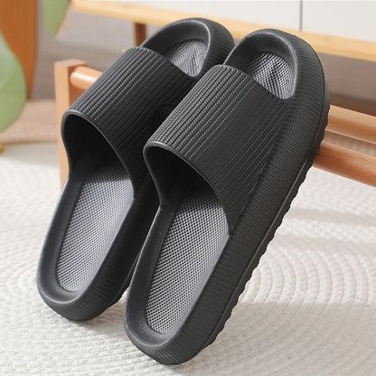 Bebealy Summer Home Thick-Soled Slippers For Women Breathable Non-slip Bathroom Women's Slippers Perfect For Indoor Relaxation